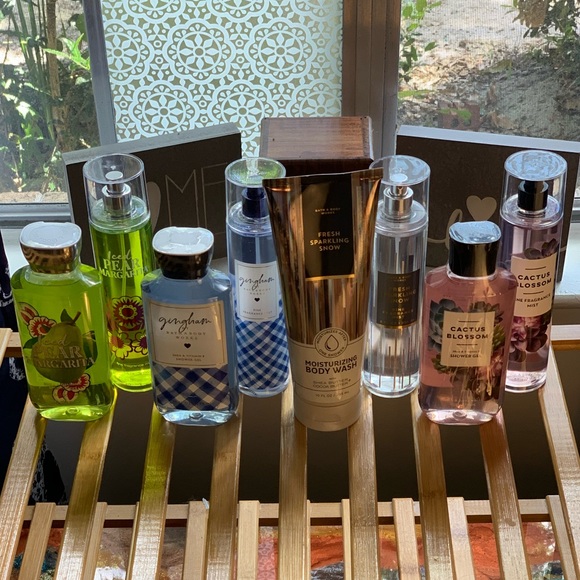 B&BW LOT Closet Clean Out - Picture 5 of 5